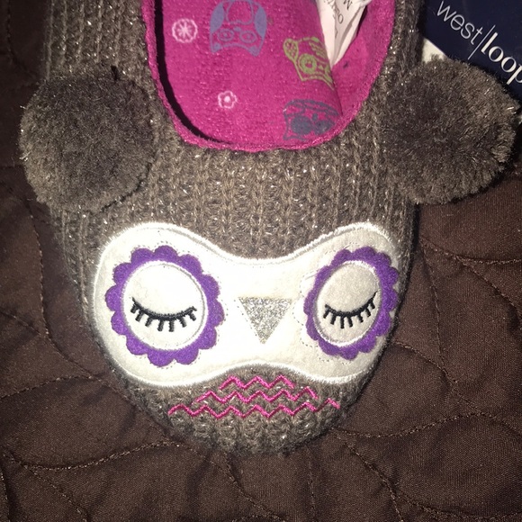 Women’s Sweater Slippers - Picture 2 of 2